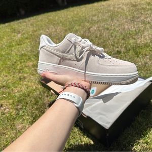 Nike Air Force 1 ‘07 SE Phantom/Black/White/Sanddrift in Women’s US 11 (UK 8.5)
